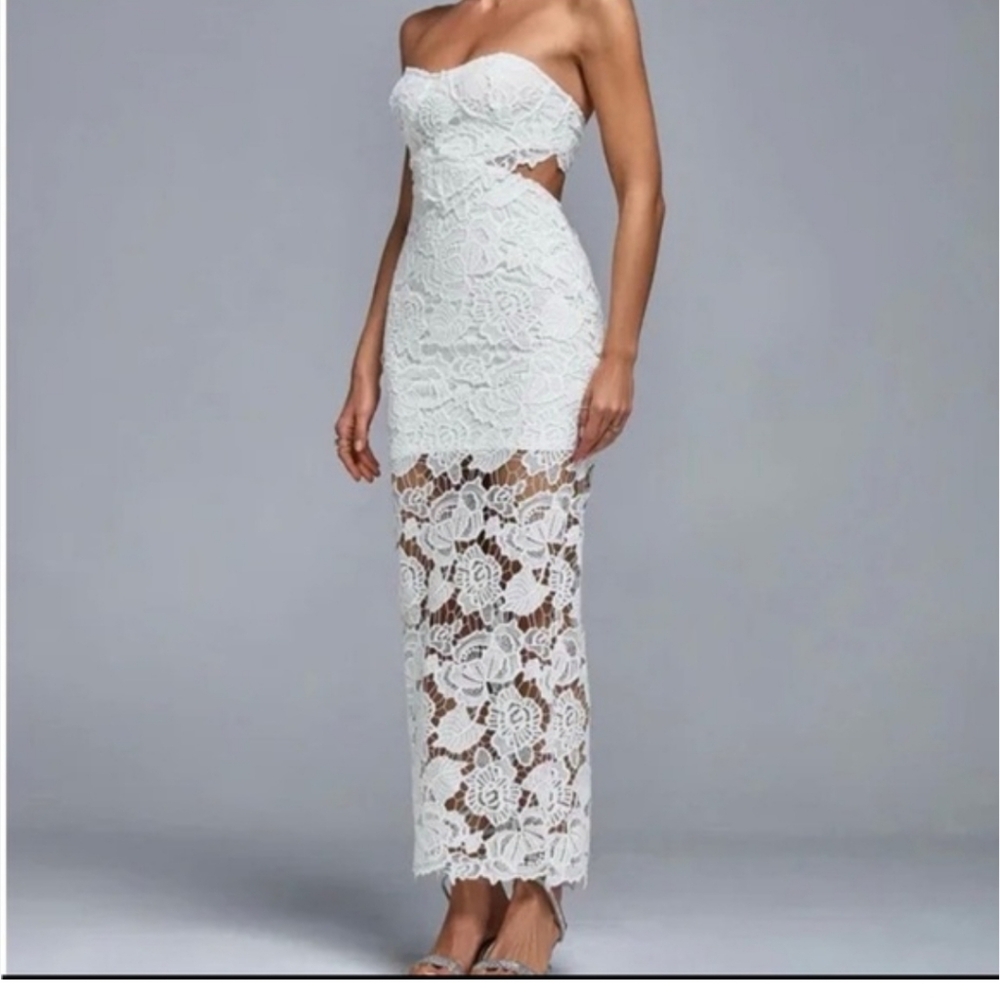 Amable by Mabel White Floral Lace Cutout Maxi Dress - Bridal Size Small NWT